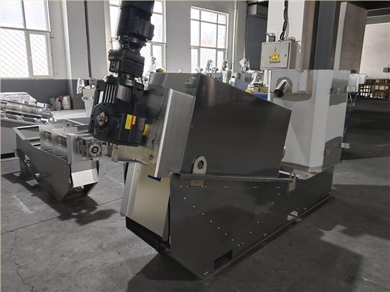 疊螺脫水機(jī)